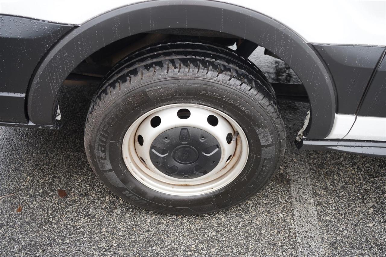 Ford Transit 150 Van Low Roof w/Sliding Pass. 130-in. WB 2020