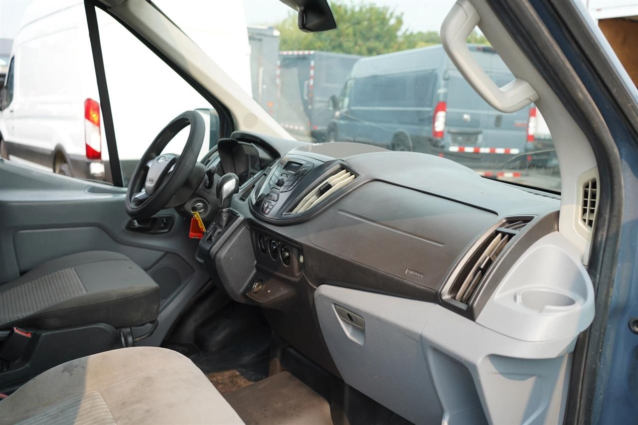 Ford Transit 250 Van High Roof w/Sliding Pass. 148-in. WB EL 2019