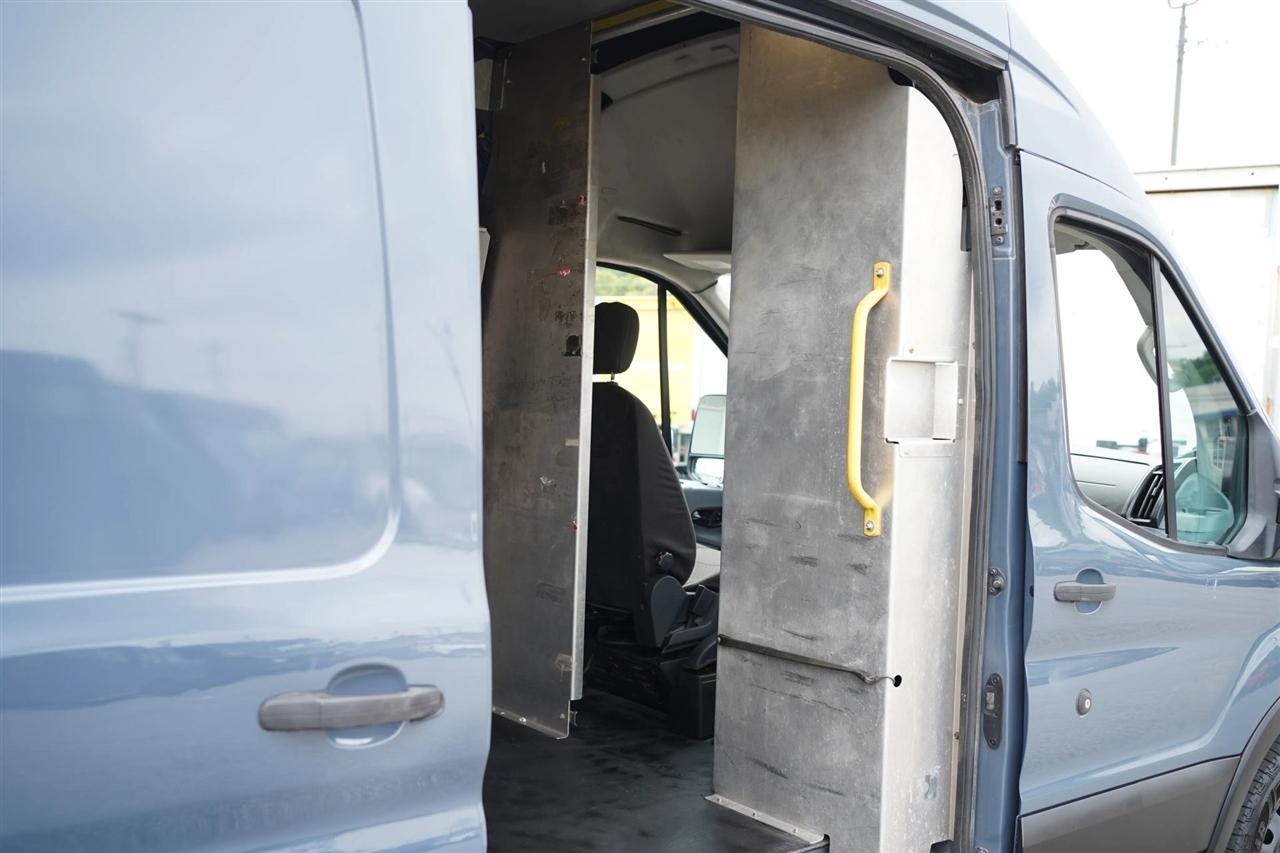 Ford Transit 250 Van High Roof w/Sliding Pass. 148-in. WB EL 2019