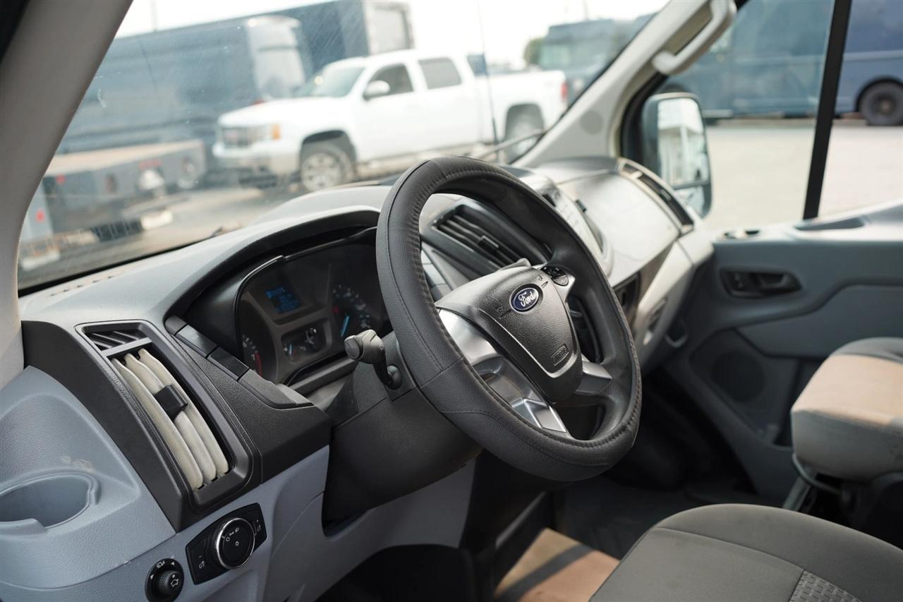 Ford Transit 250 Van High Roof w/Sliding Pass. 148-in. WB EL 2019