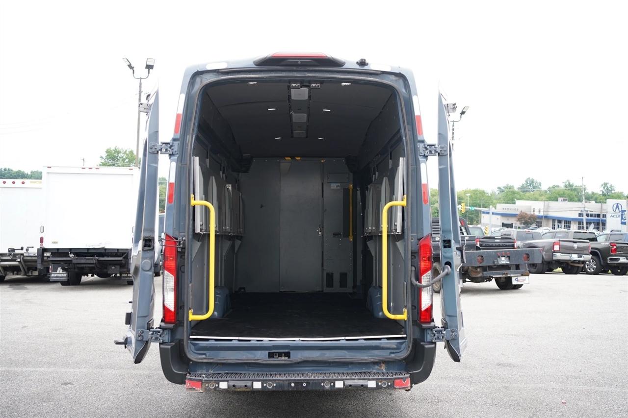 Ford Transit 250 Van High Roof w/Sliding Pass. 148-in. WB EL 2020