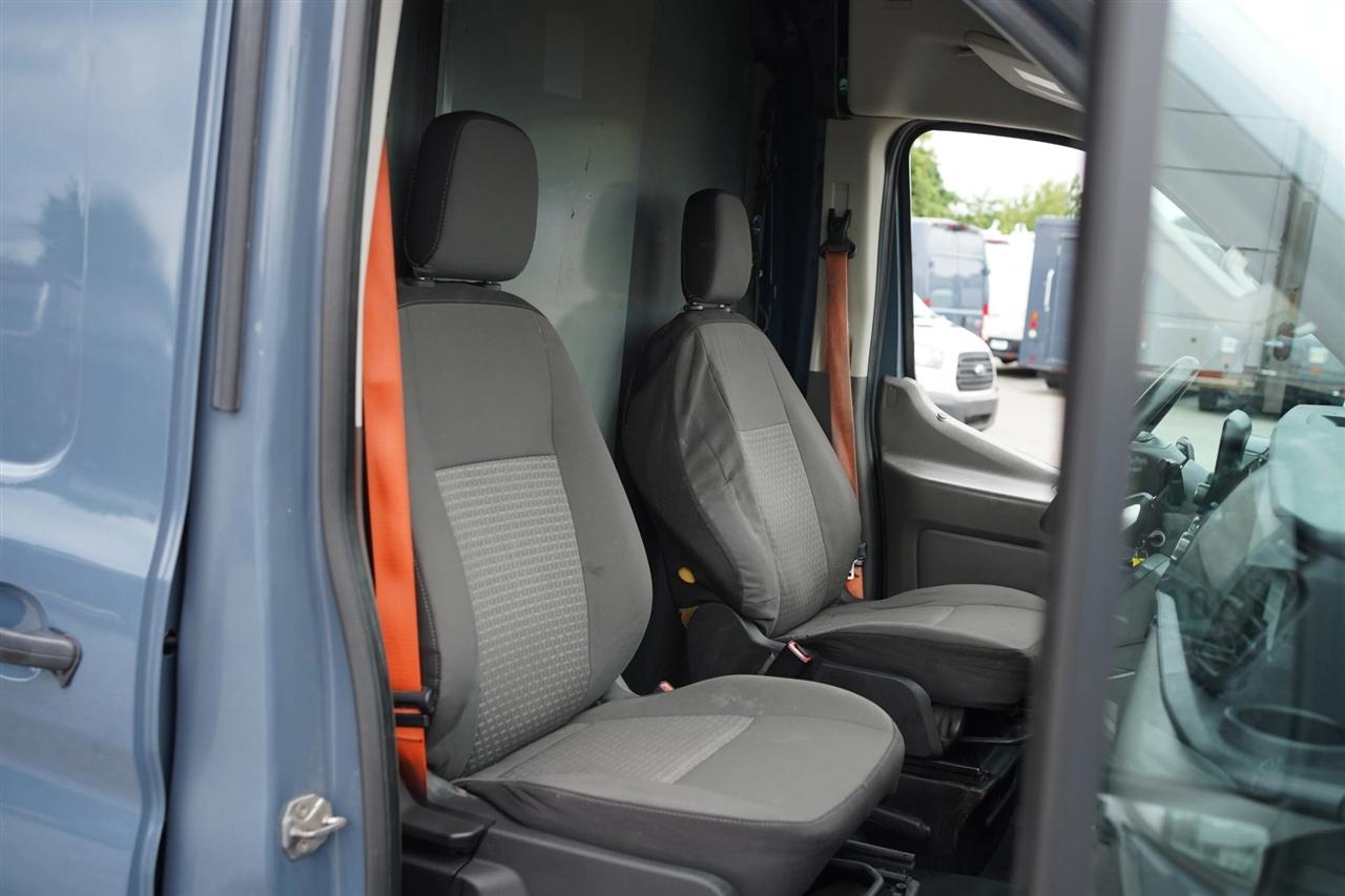 Ford Transit 250 Van High Roof w/Sliding Pass. 148-in. WB EL 2020