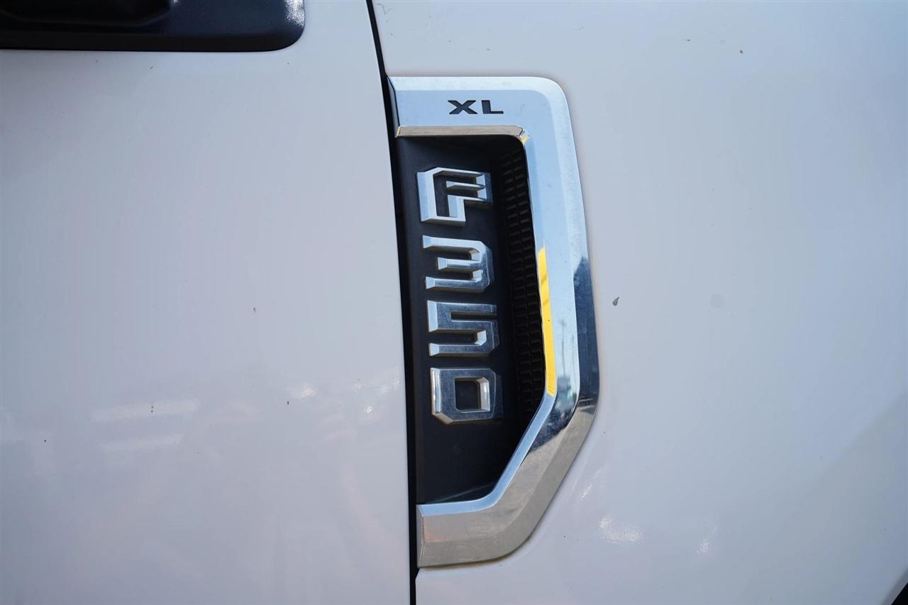 Ford F-350 SD XL Crew Cab 4WD 2017