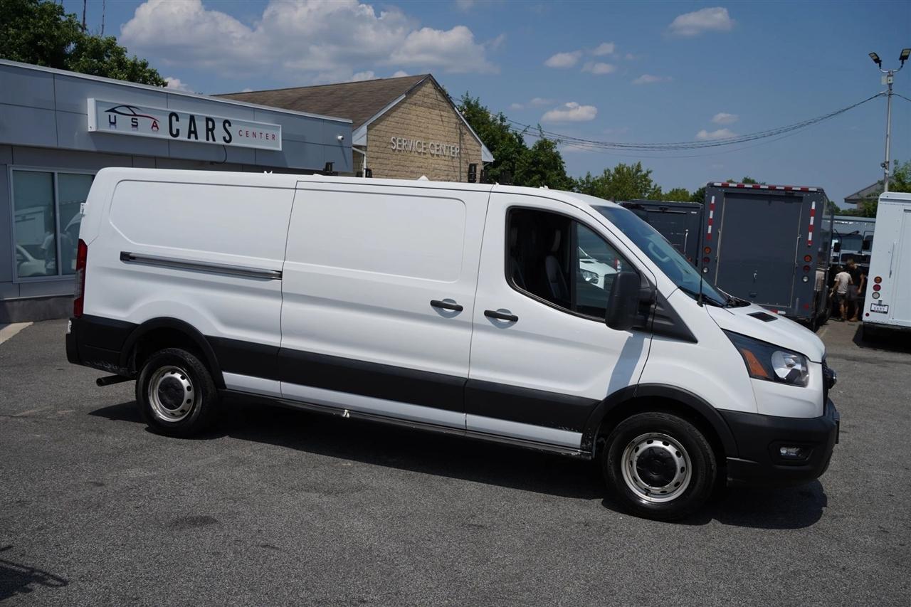 Ford Transit 250 Van Low Roof w/Sliding Pass. 130-in. WB 2021