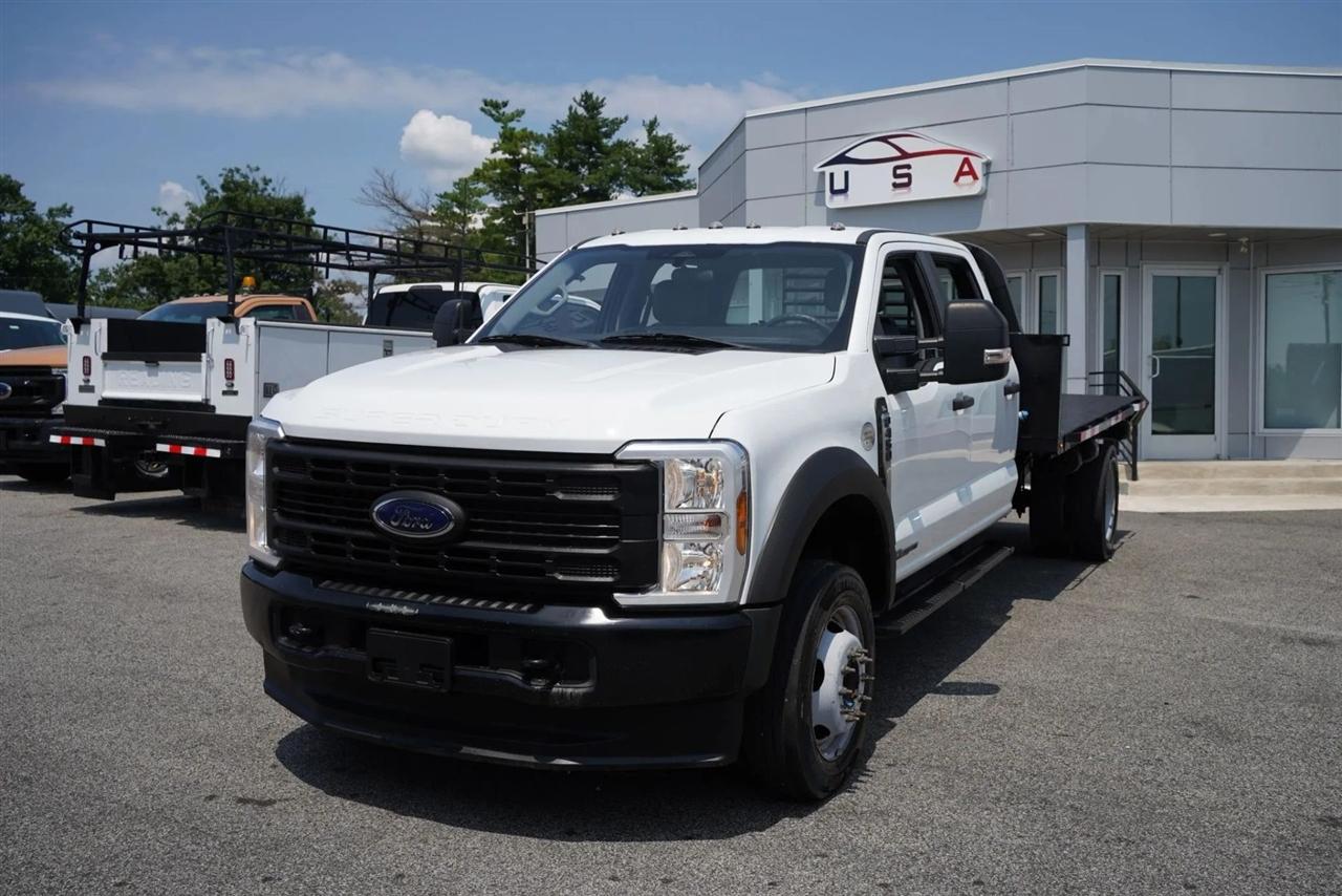 Ford F-450 SD Crew Cab DRW 4WD 2024