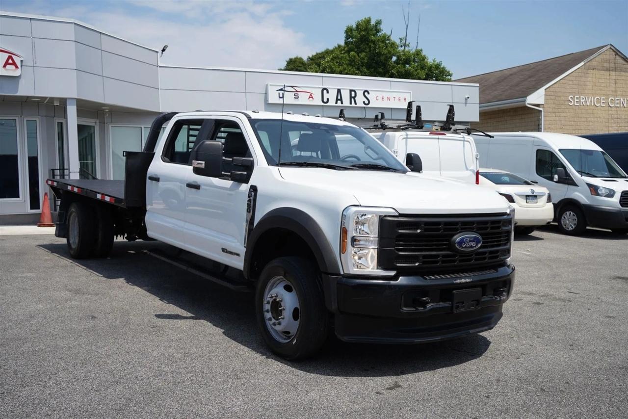Ford F-450 SD Crew Cab DRW 4WD 2024