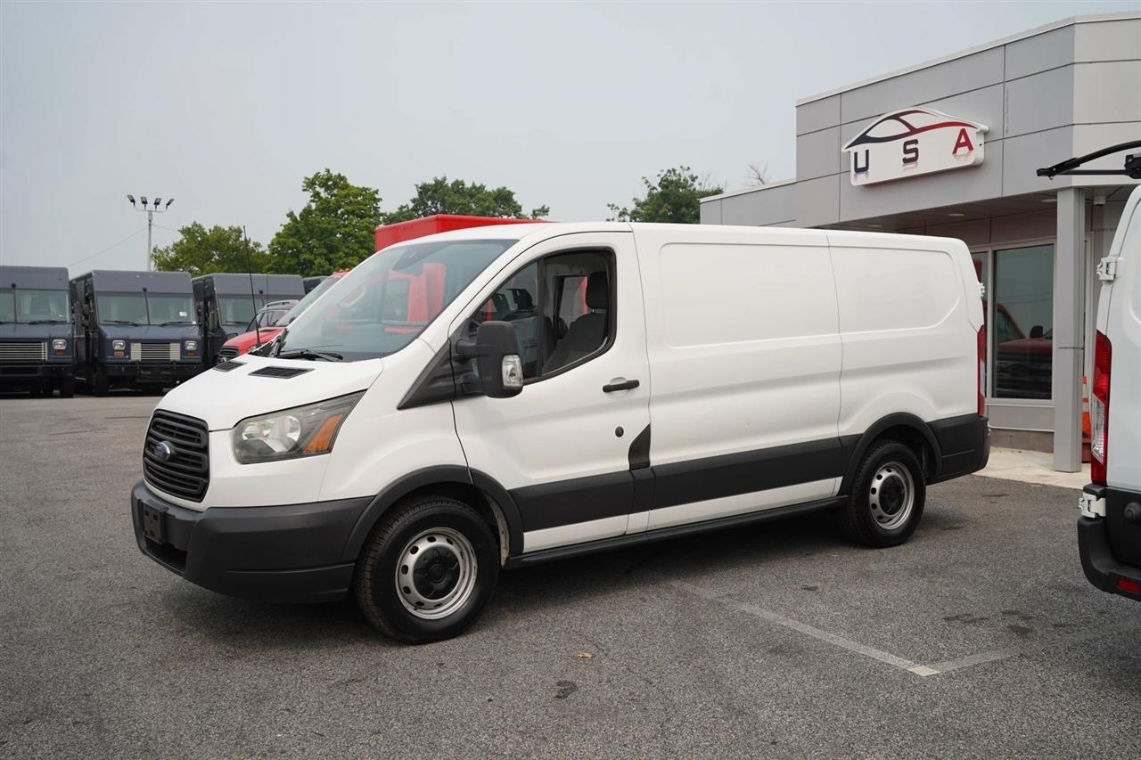 Ford Transit 150 Van Low Roof 60/40 Pass. 130-in. WB 2016