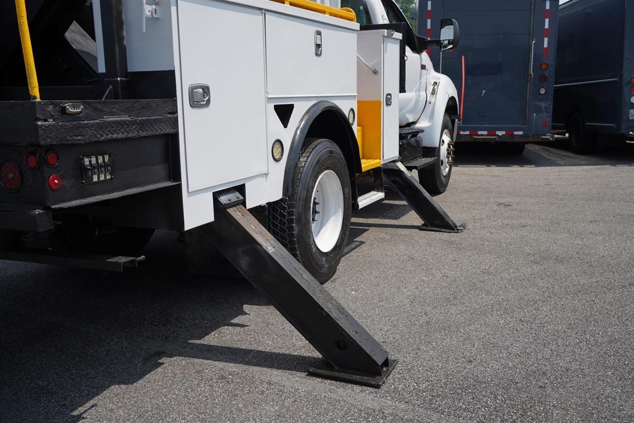 Ford F-750 Regular Cab 2WD DRW 2015