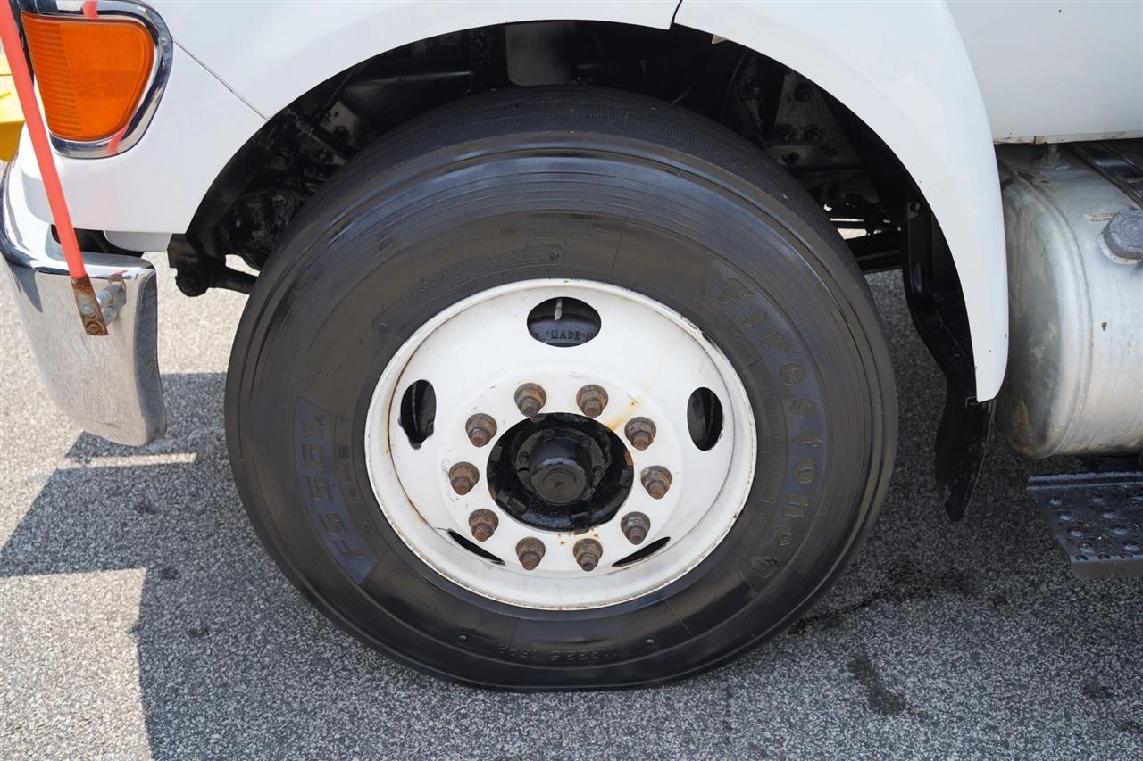 Ford F-750 Regular Cab 2WD DRW 2015