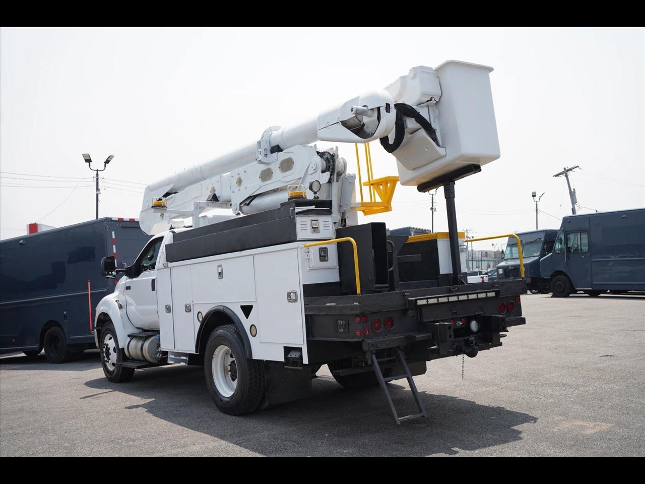 Ford F-750 Regular Cab 2WD DRW 2015