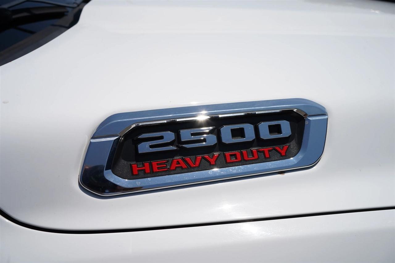 RAM 2500 Tradesman Crew Cab LWB 4WD 2022