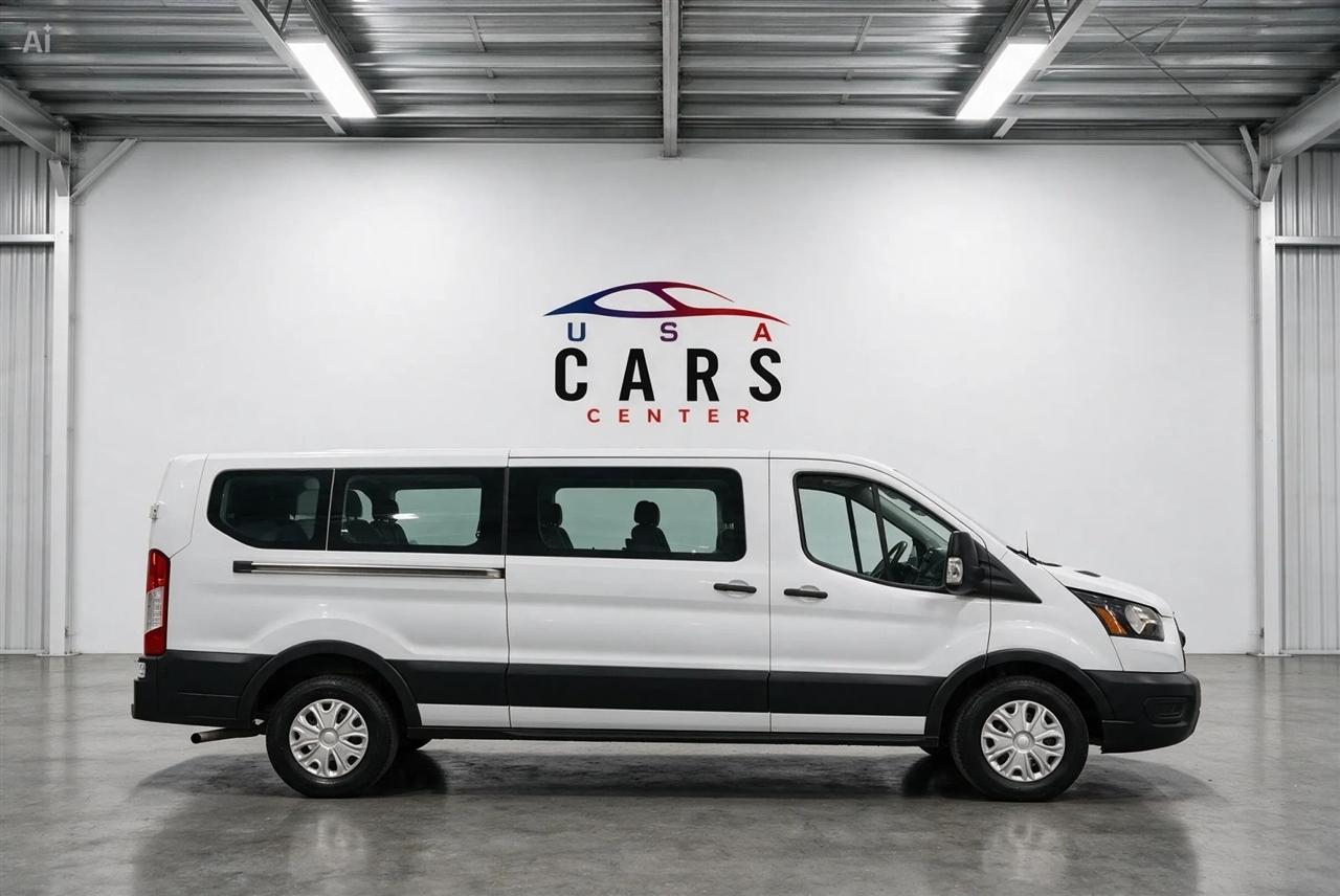 Ford Transit 350 Wagon Low Roof XLT w/Sliding Pass. 148-in. WB 2024