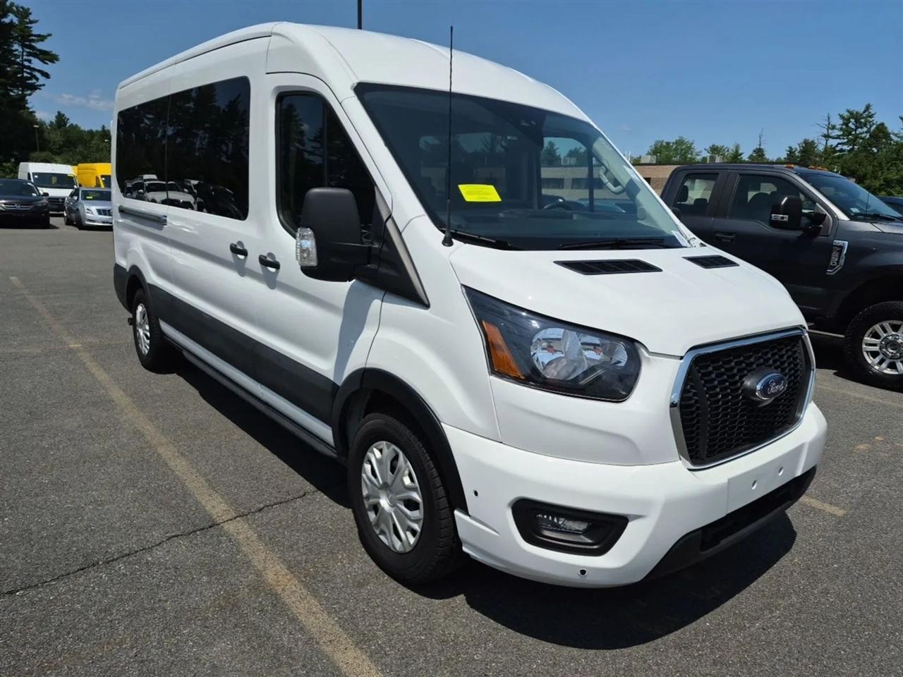 Ford Transit 350 Wagon Med. Roof XL w/Sliding Pass. 148-in. WB 2025