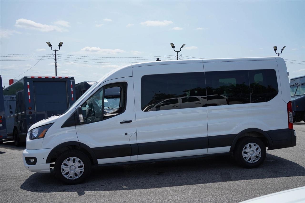 Ford Transit 350 Wagon Med. Roof XL w/Sliding Pass. 148-in. WB 2025