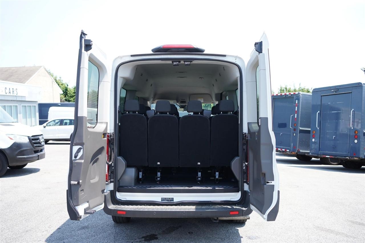 Ford Transit 350 Wagon Med. Roof XL w/Sliding Pass. 148-in. WB 2025