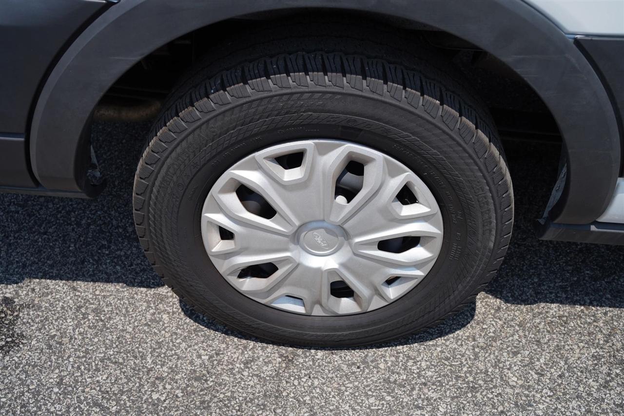 Ford Transit 350 Wagon Med. Roof XL w/Sliding Pass. 148-in. WB 2025