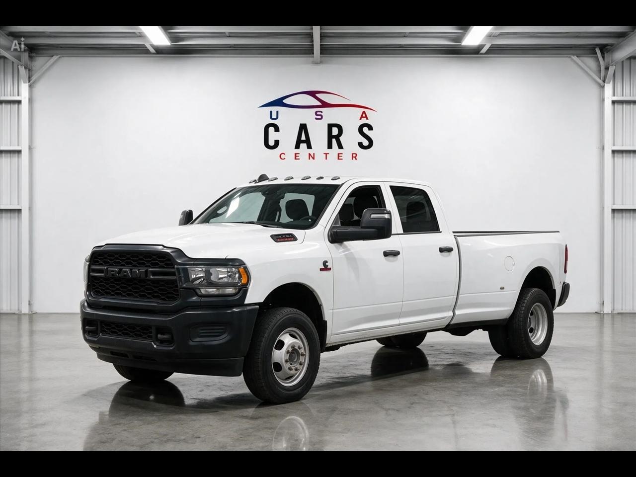 RAM 3500 Tradesman Crew Cab 4WD DRW 2023