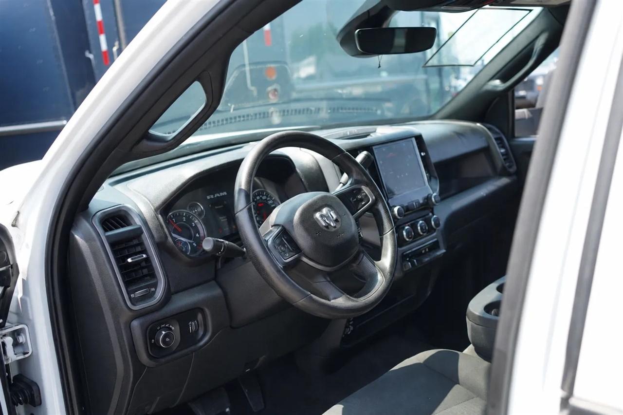 RAM 3500 Tradesman Crew Cab 4WD DRW 2023