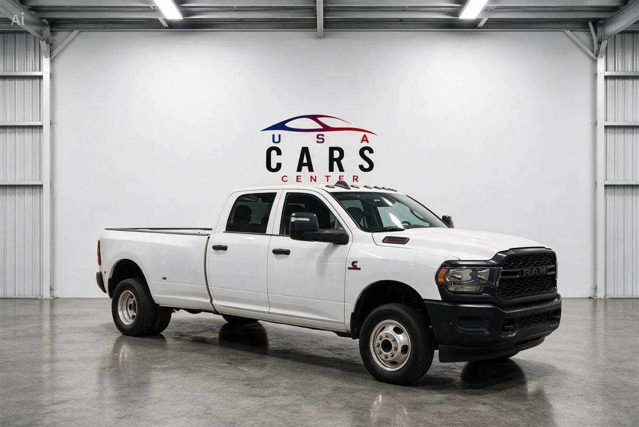 RAM 3500 Tradesman Crew Cab 4WD DRW 2023