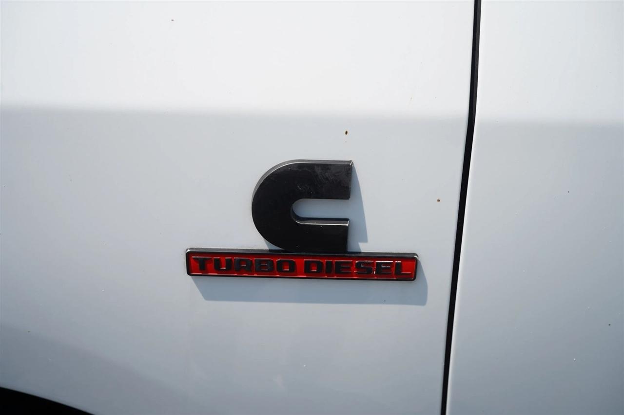 RAM 3500 Tradesman Crew Cab 4WD DRW 2023