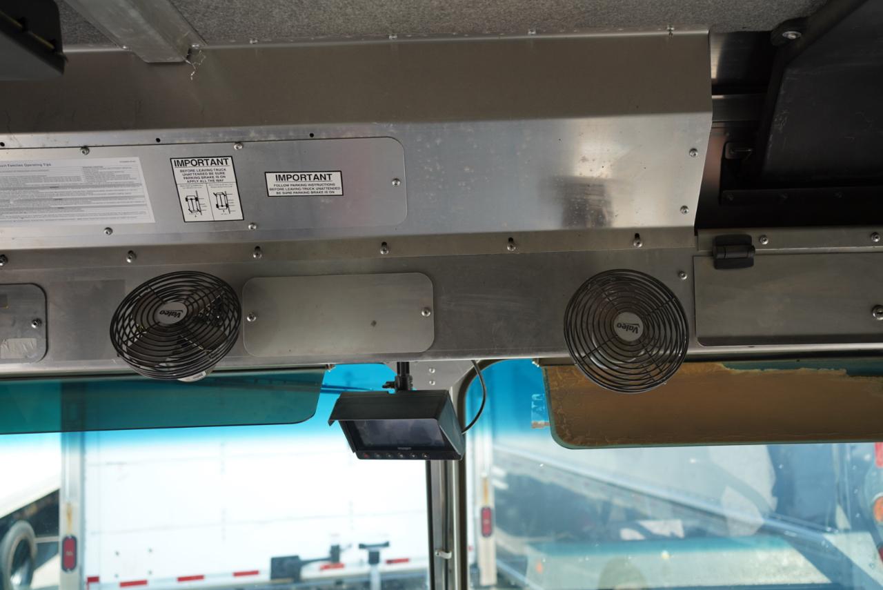 Freightliner MT45 Chassis  2021