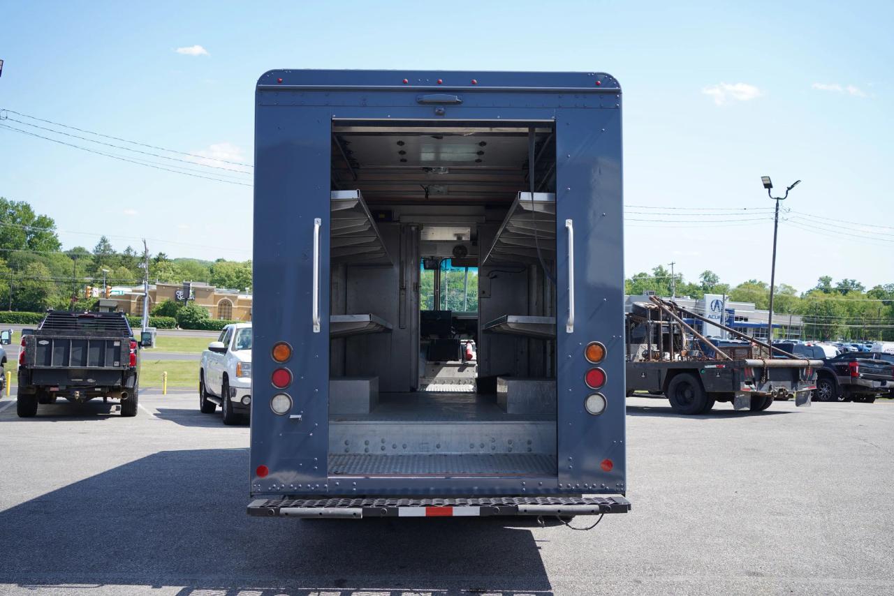 Freightliner MT45 Chassis  2021