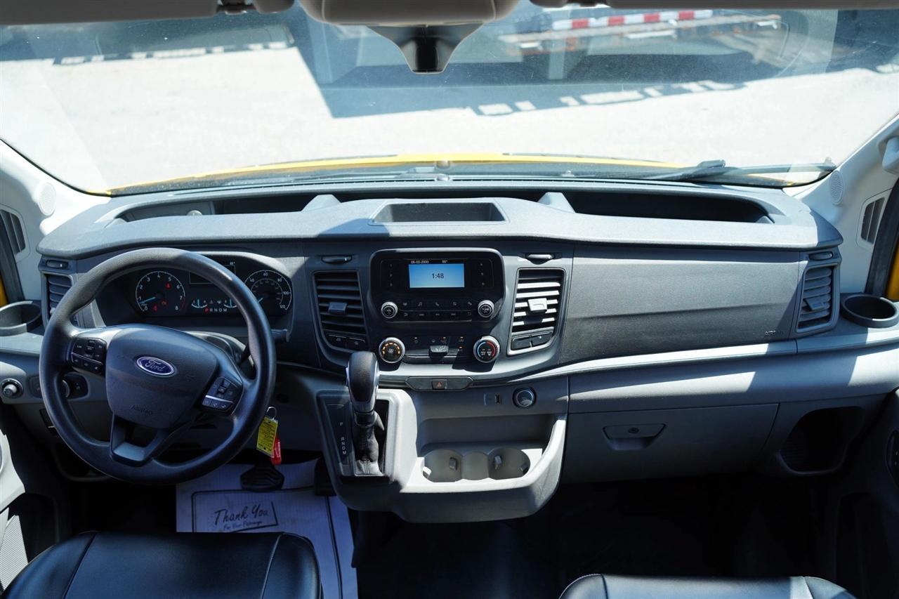 Ford Transit 250 Van Low Roof w/Sliding Pass. 130-in. WB 2021