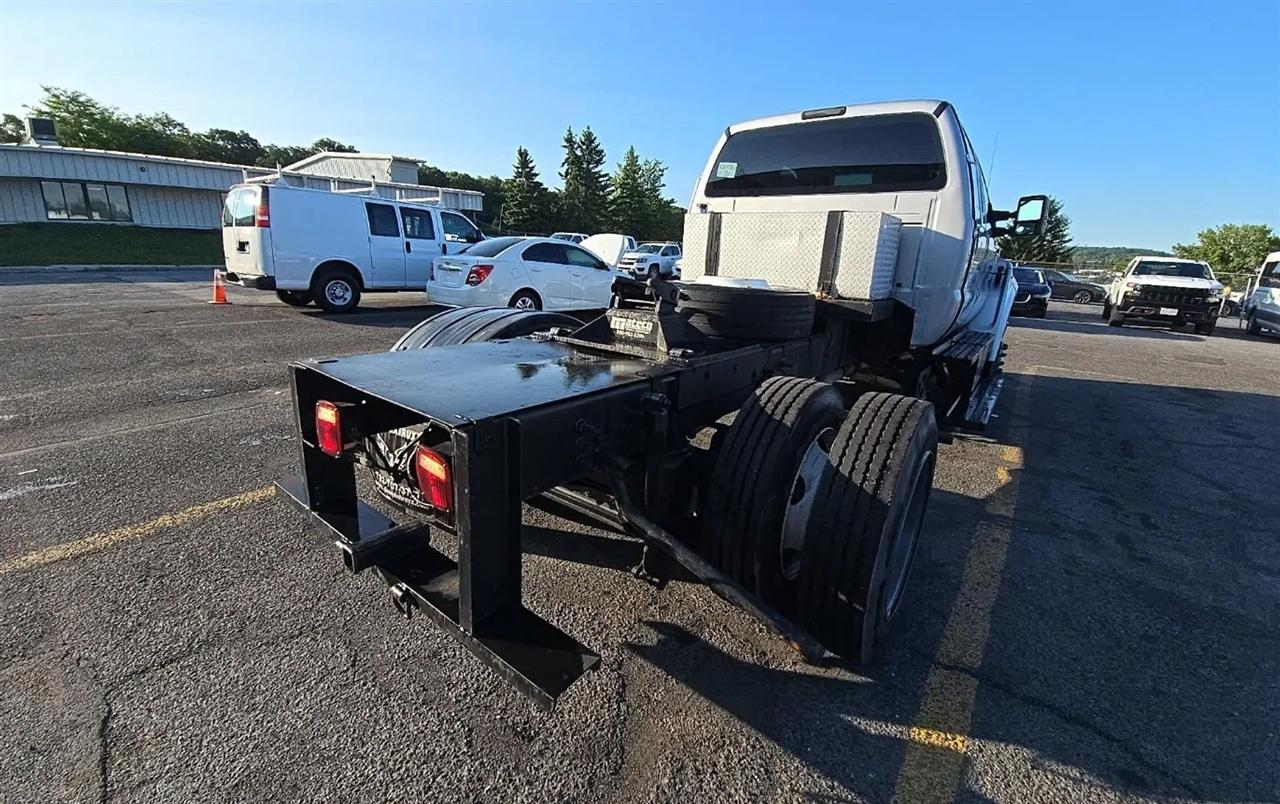 Ford F-650 Crew Cab 2WD DRW 2019