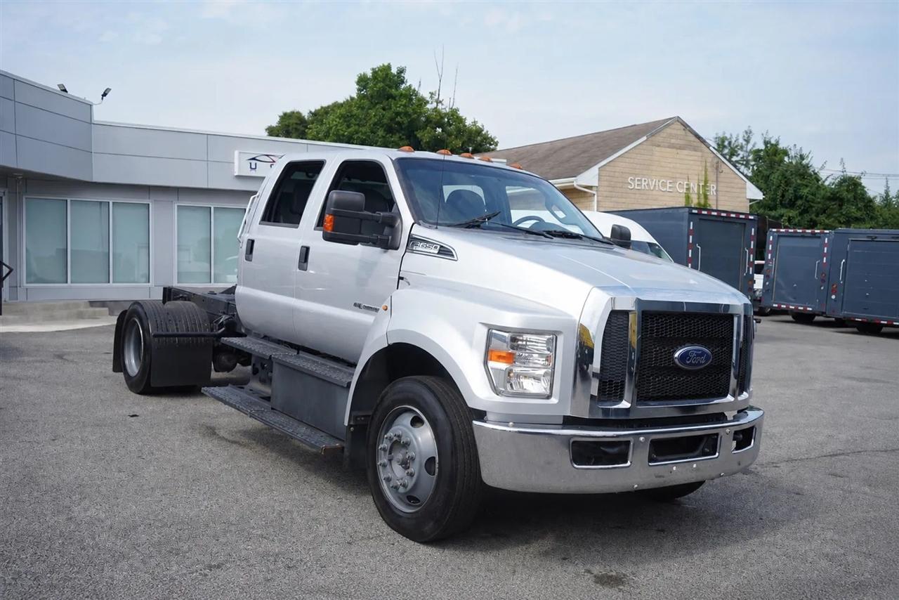 Ford F-650 Crew Cab 2WD DRW 2019