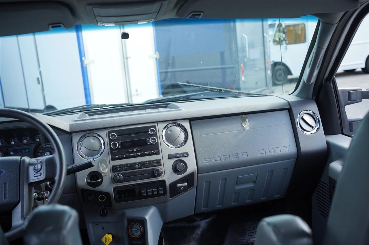 Ford F-650 Crew Cab 2WD DRW 2019