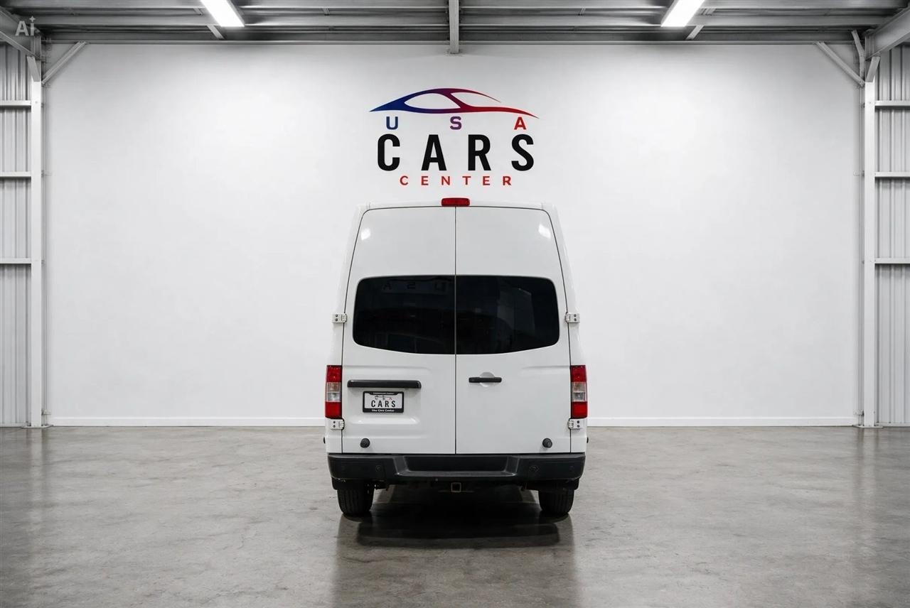 Nissan NV Cargo 2500 HD SV V8 High Roof 2020