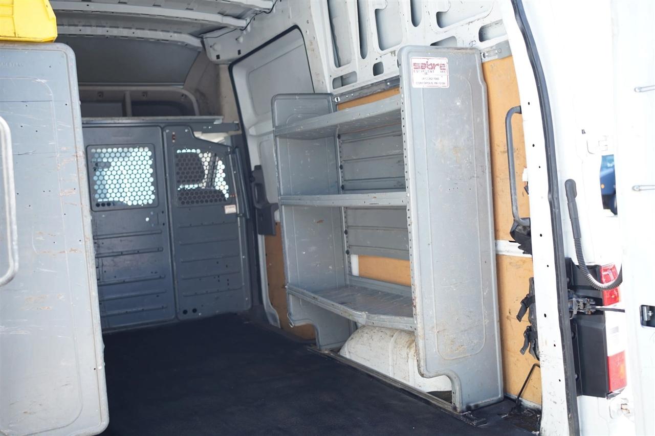 Nissan NV Cargo 2500 HD SV V8 High Roof 2020