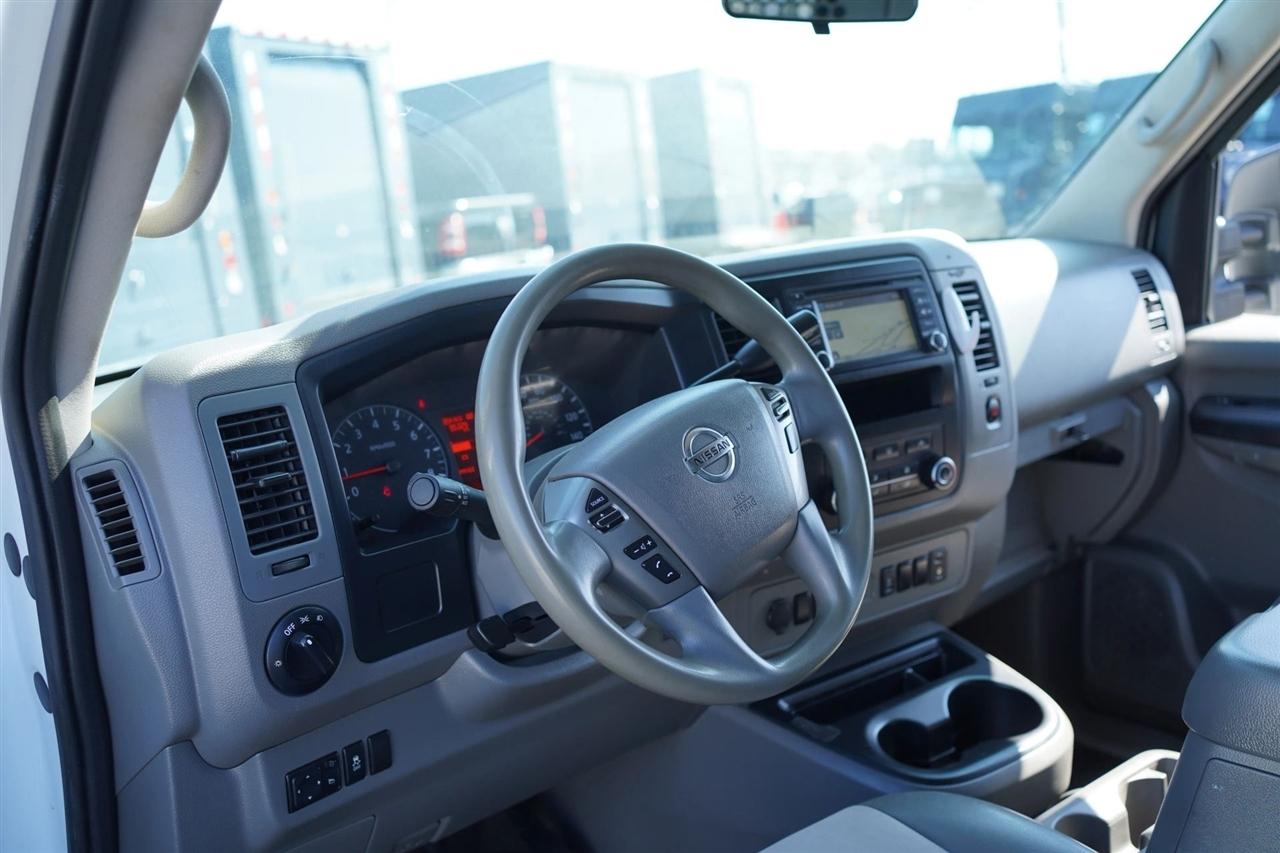 Nissan NV Cargo 2500 HD SV V8 High Roof 2020