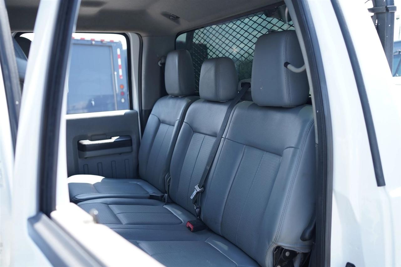 Ford F-550 Crew Cab DRW 4WD 2015