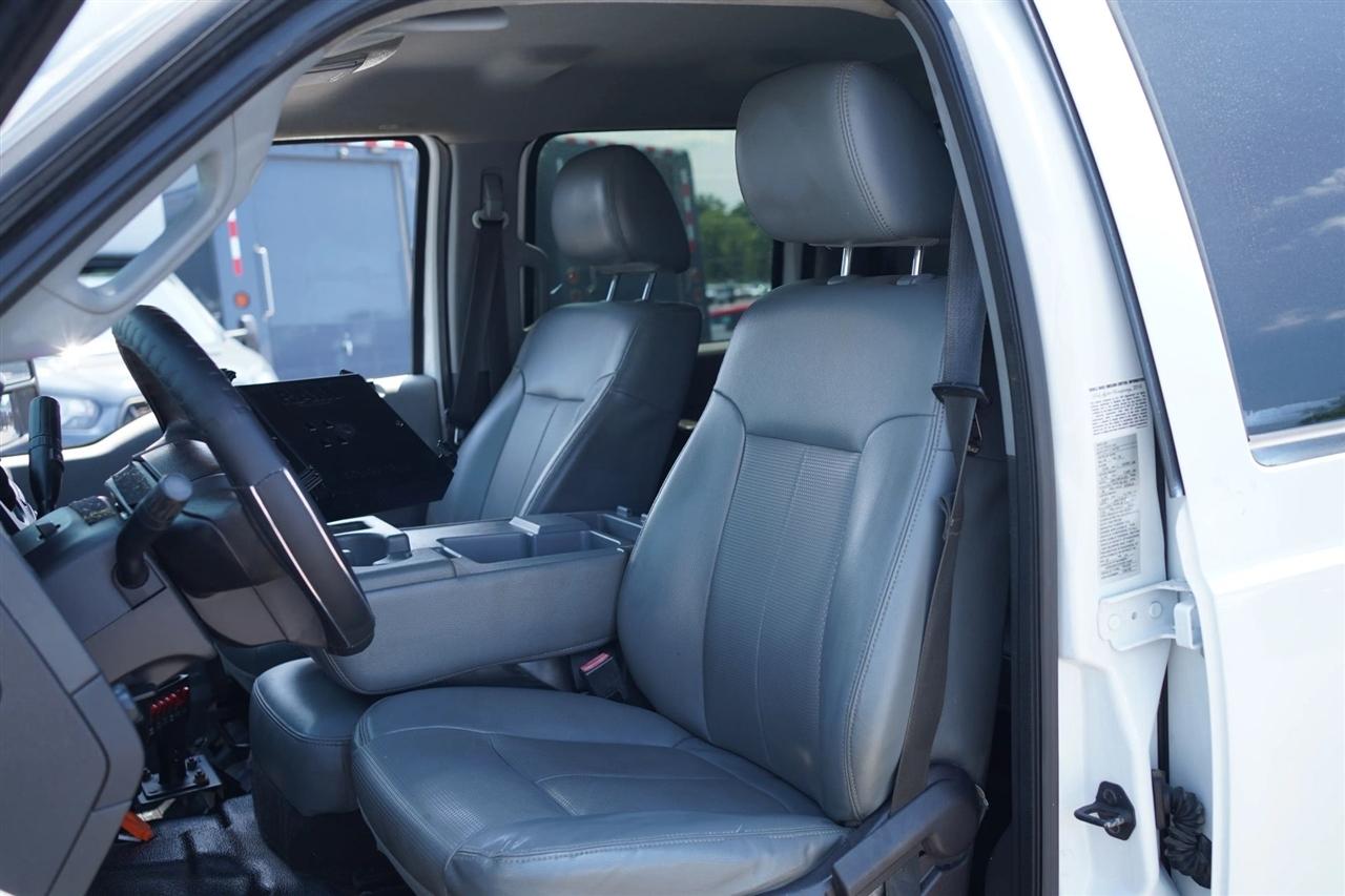 Ford F-550 Crew Cab DRW 4WD 2015