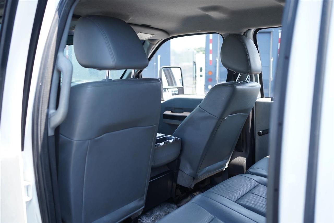Ford F-550 Crew Cab DRW 4WD 2015