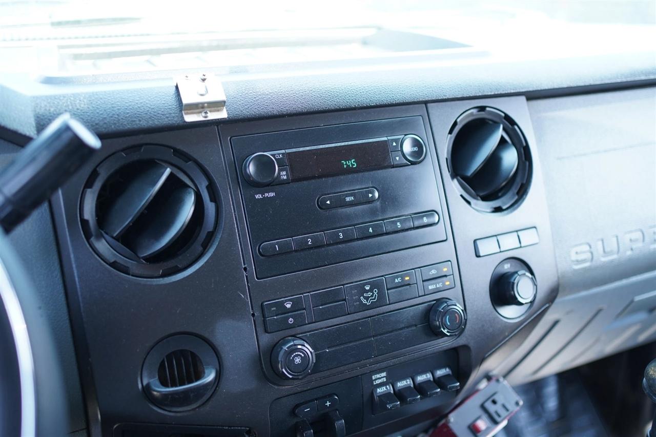 Ford F-550 Crew Cab DRW 4WD 2015
