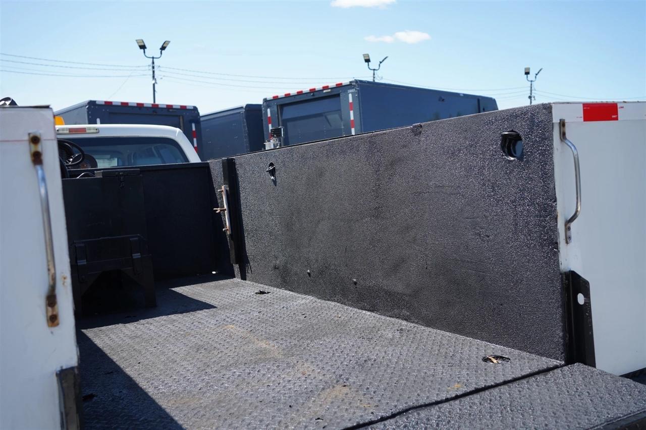 Ford F-550 Crew Cab DRW 4WD 2013