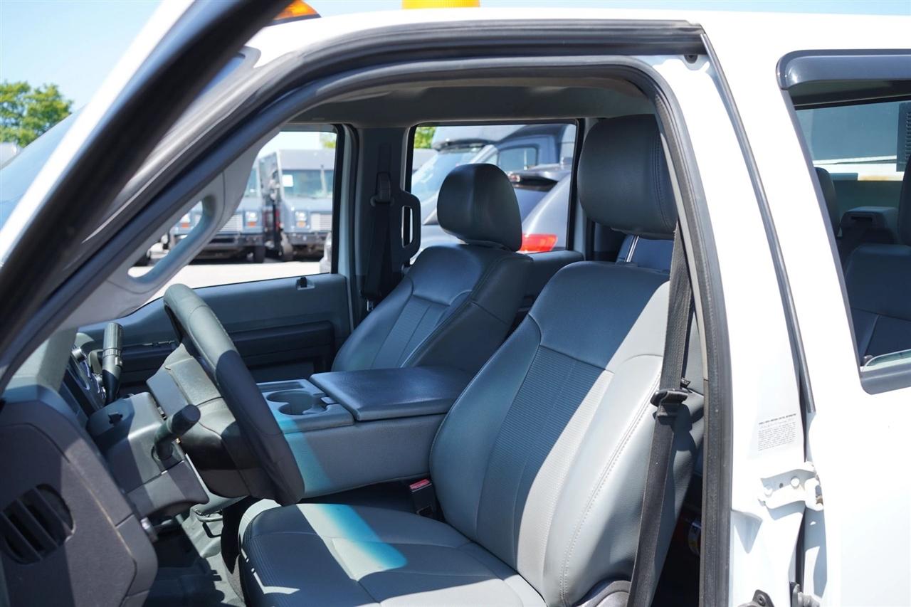 Ford F-550 Crew Cab DRW 4WD 2013