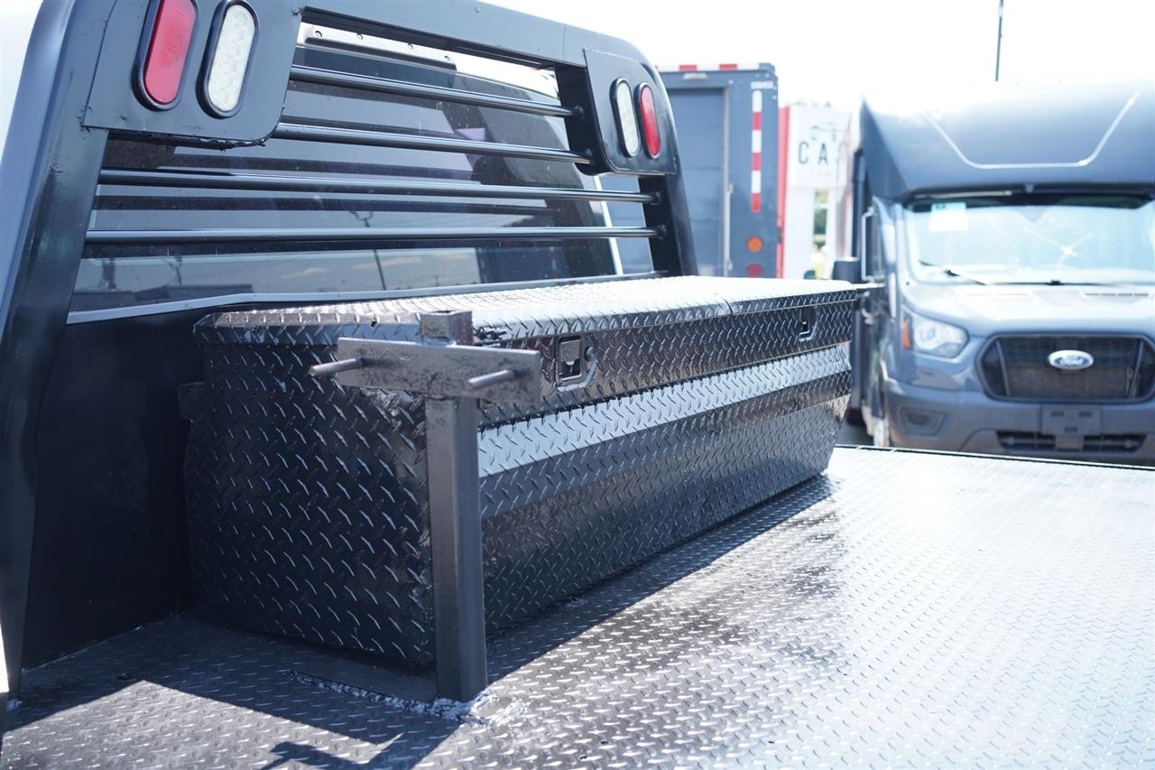 Ford F-550 Crew Cab DRW 4WD 2017