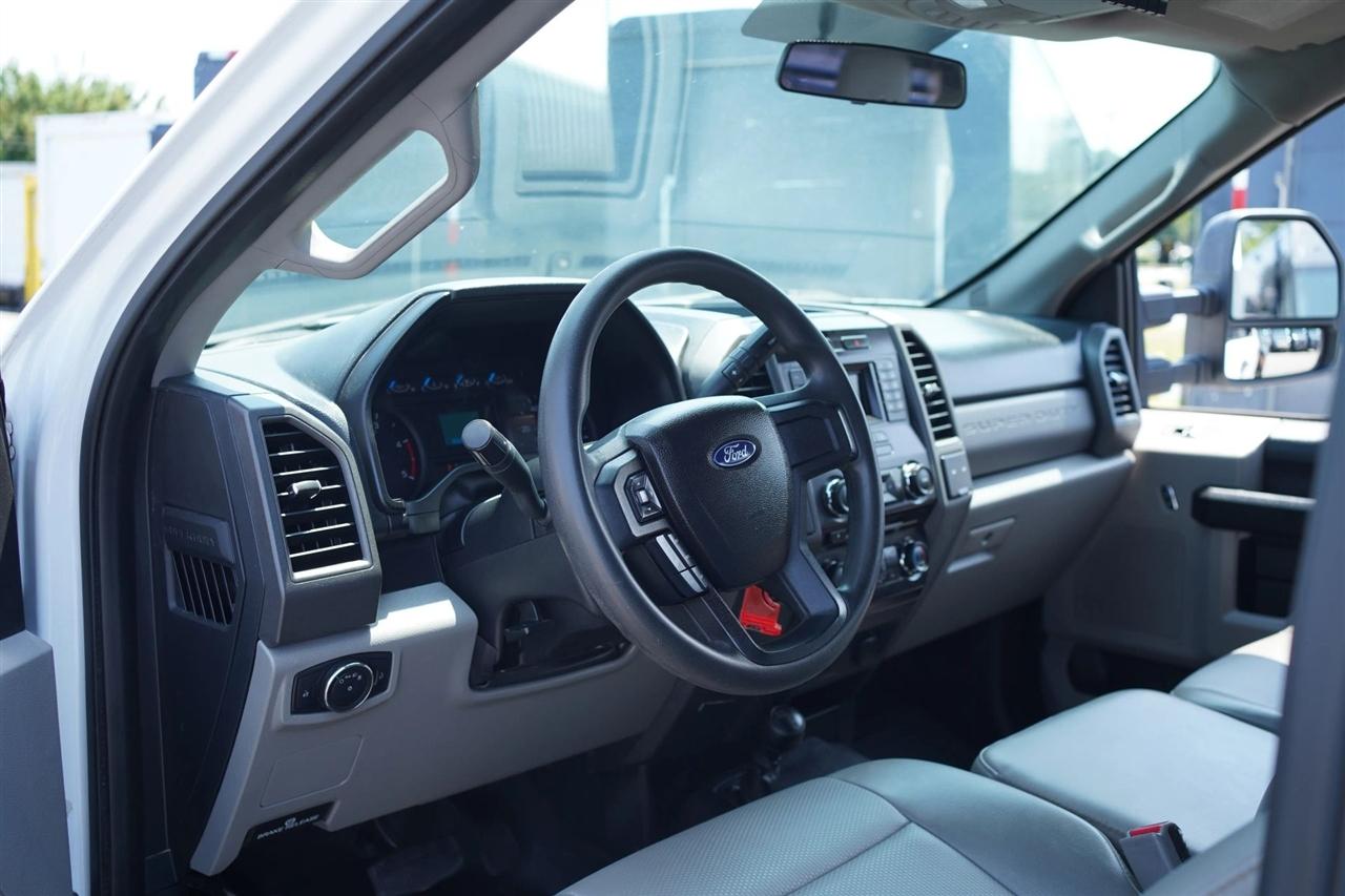 Ford F-550 Crew Cab DRW 4WD 2017