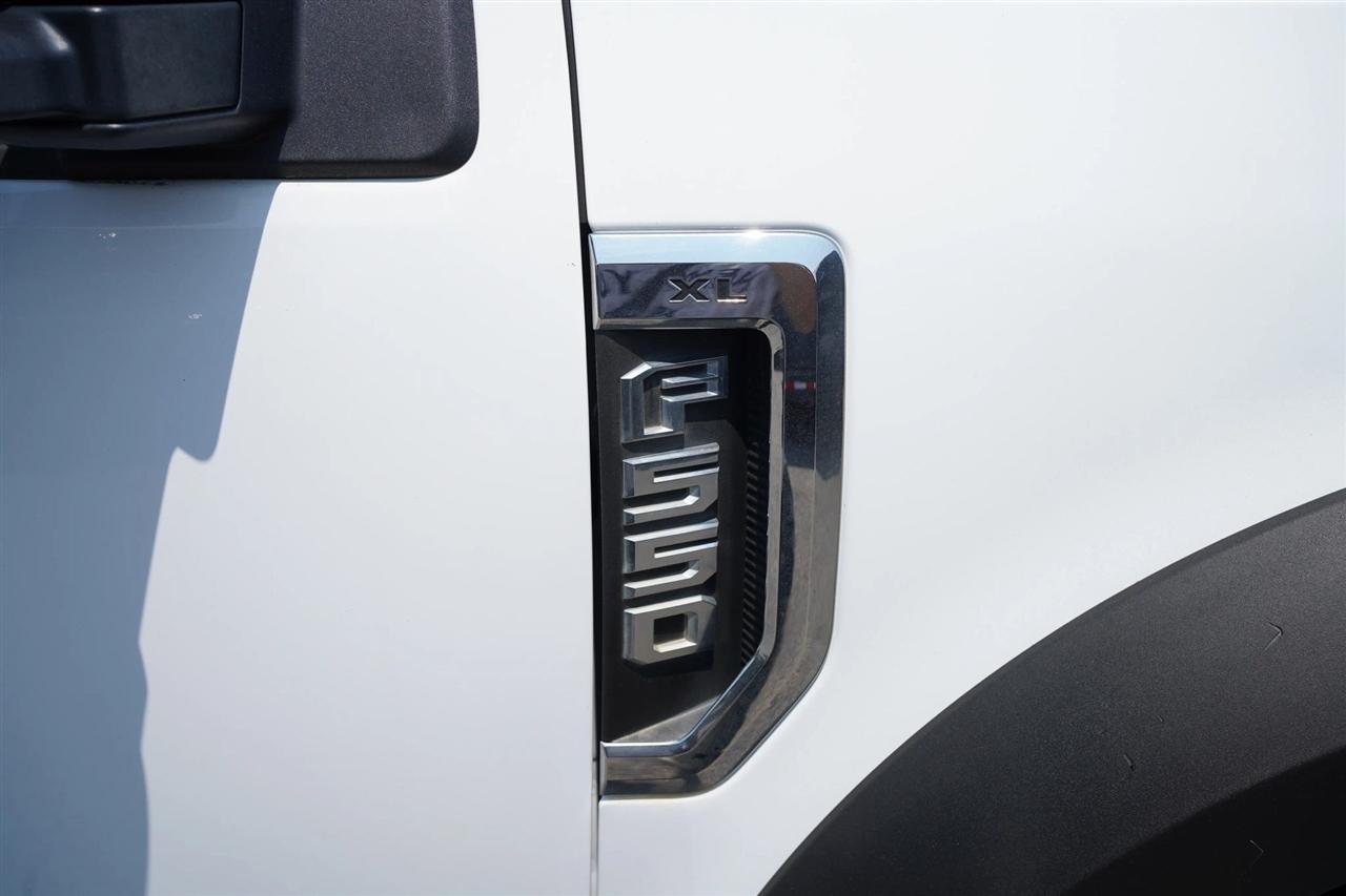 Ford F-550 Crew Cab DRW 4WD 2017