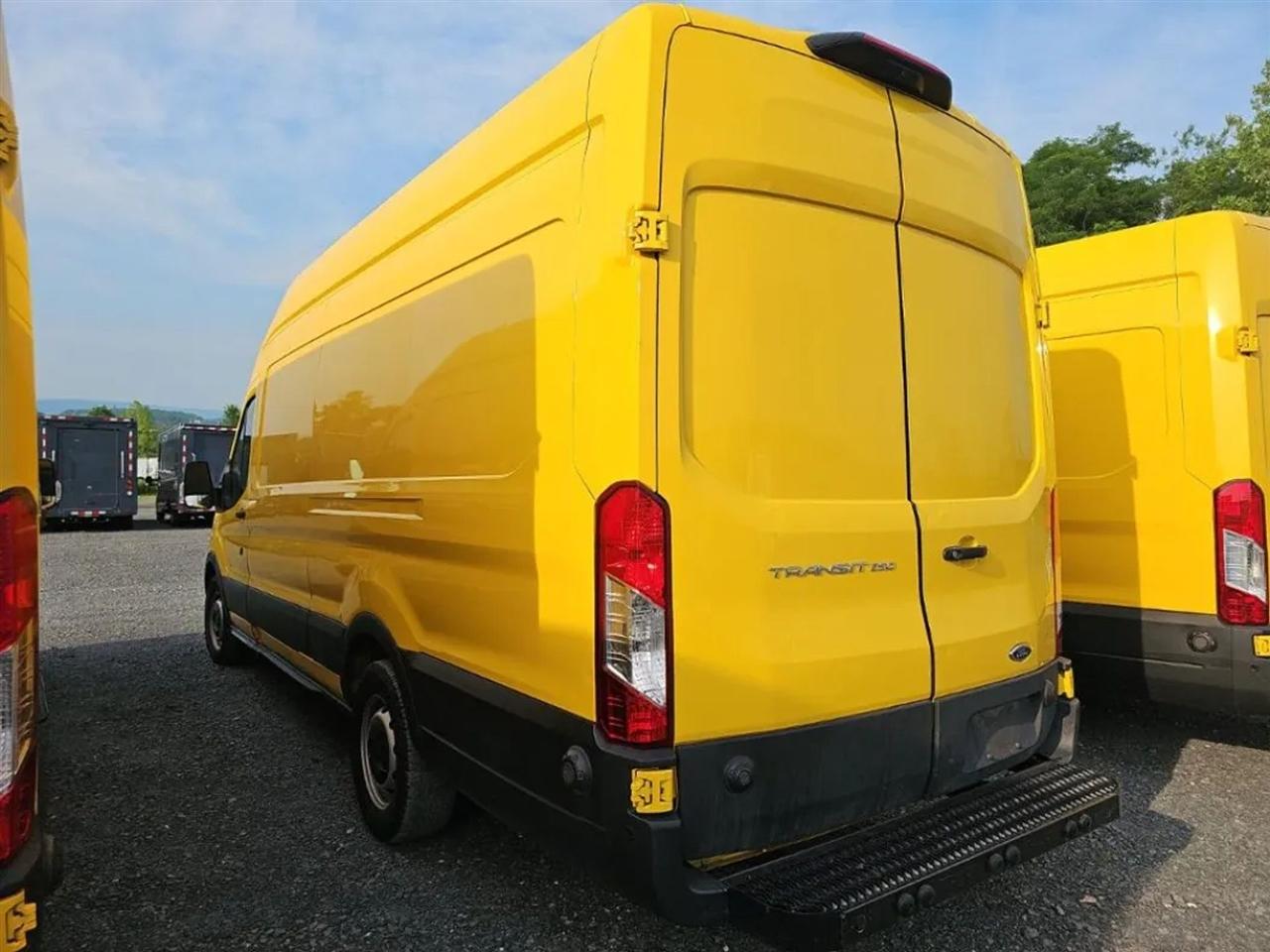 Ford Transit 250 Van High Roof w/Sliding Pass. 148-in. WB EL 2021