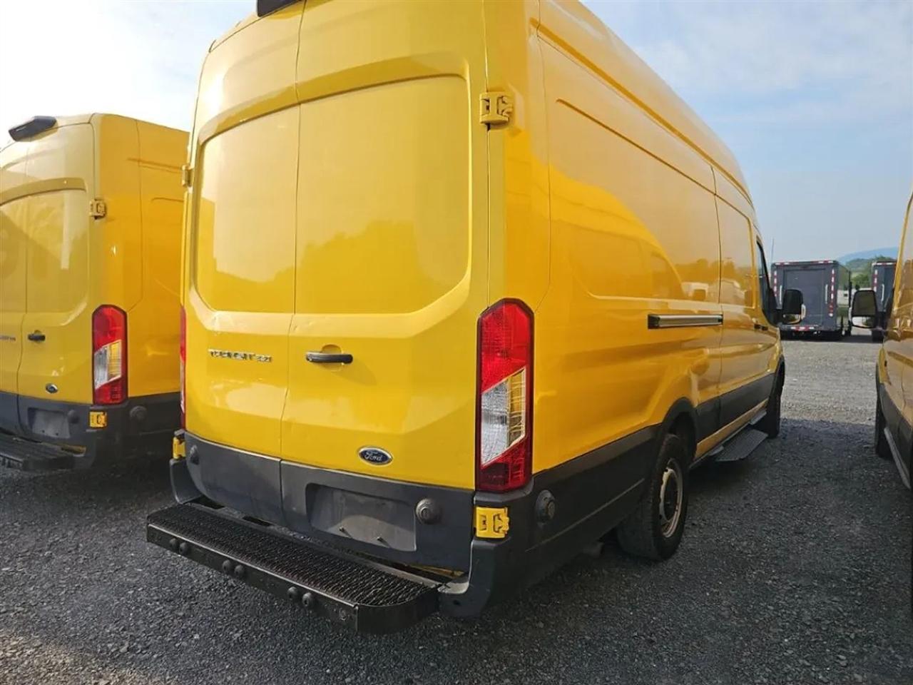 Ford Transit 250 Van High Roof w/Sliding Pass. 148-in. WB EL 2021