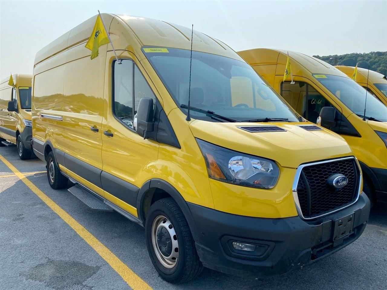 Ford Transit 250 Van High Roof w/Sliding Pass. 148-in. WB EL 2021