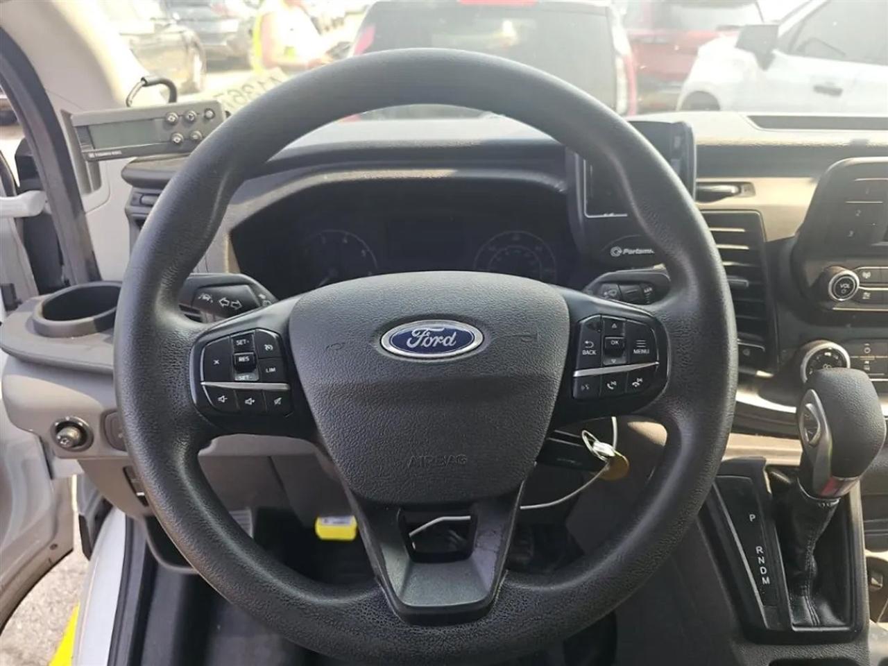 Ford Transit T-350 2023