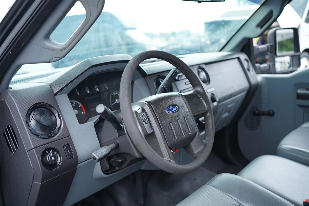 Ford F-450 SD Regular Cab DRW 2WD 2016