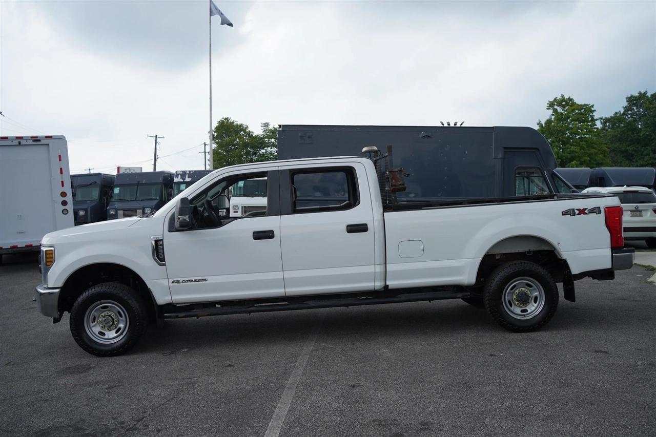 Ford F-250 SD XL Crew Cab 4WD 2019