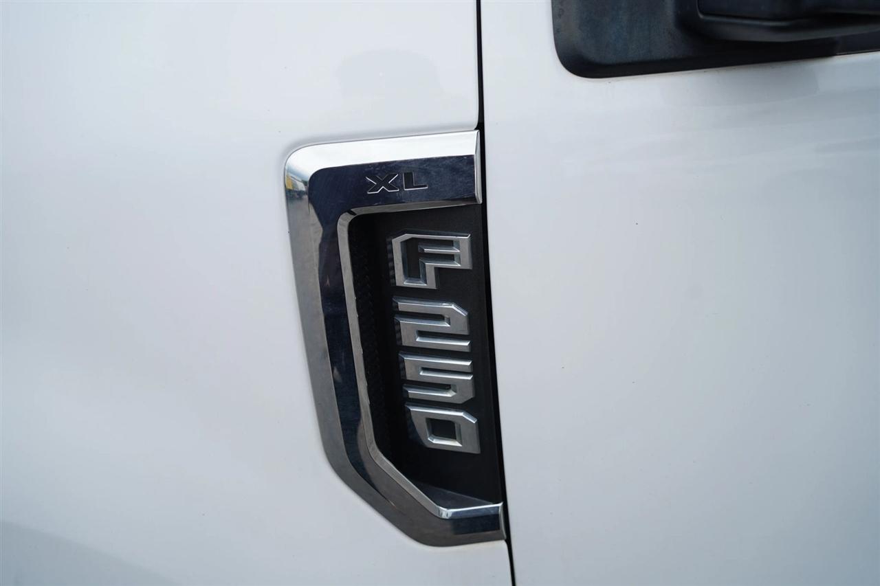 Ford F-250 SD XL Crew Cab 4WD 2019