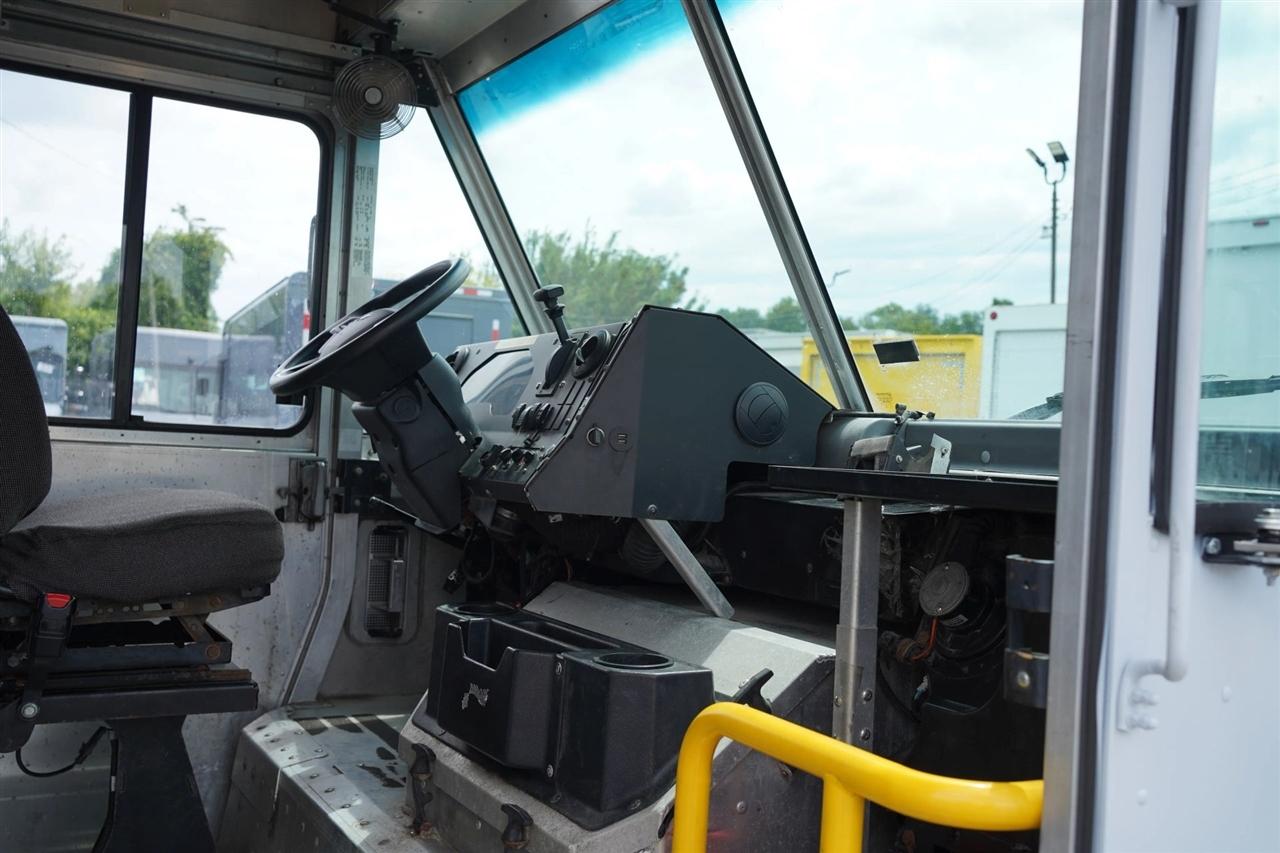 Ford Stripped Chassis  2020